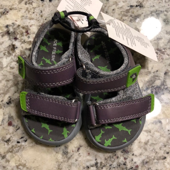 Joe Fresh Other - 🦈NWT Grey & Green Baby Shark Sandals- size 4